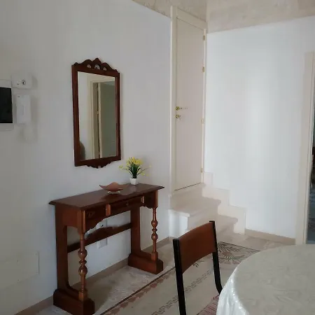 La Casa Colonica Apartament Mola di Bari